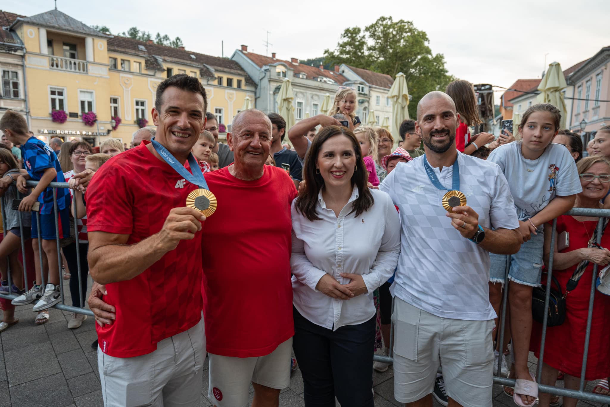 Samoborci dočekali braću Sinković