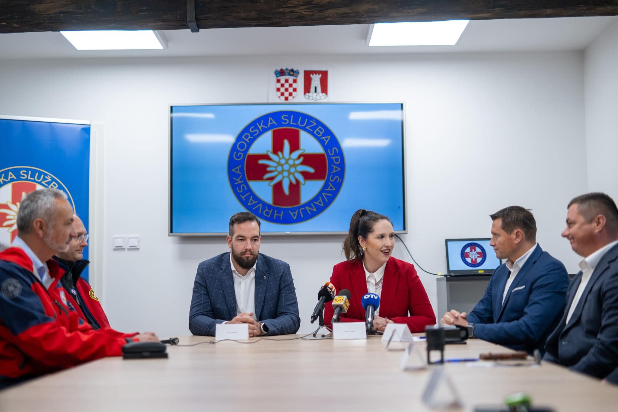 Novo vozilo za HGSS Samobor